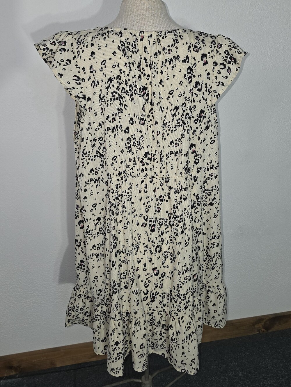 Umgee Dress Cream Leopard-Print Flutter-Cap Sleeve Dress Cream Size L - Picture 15 of 16